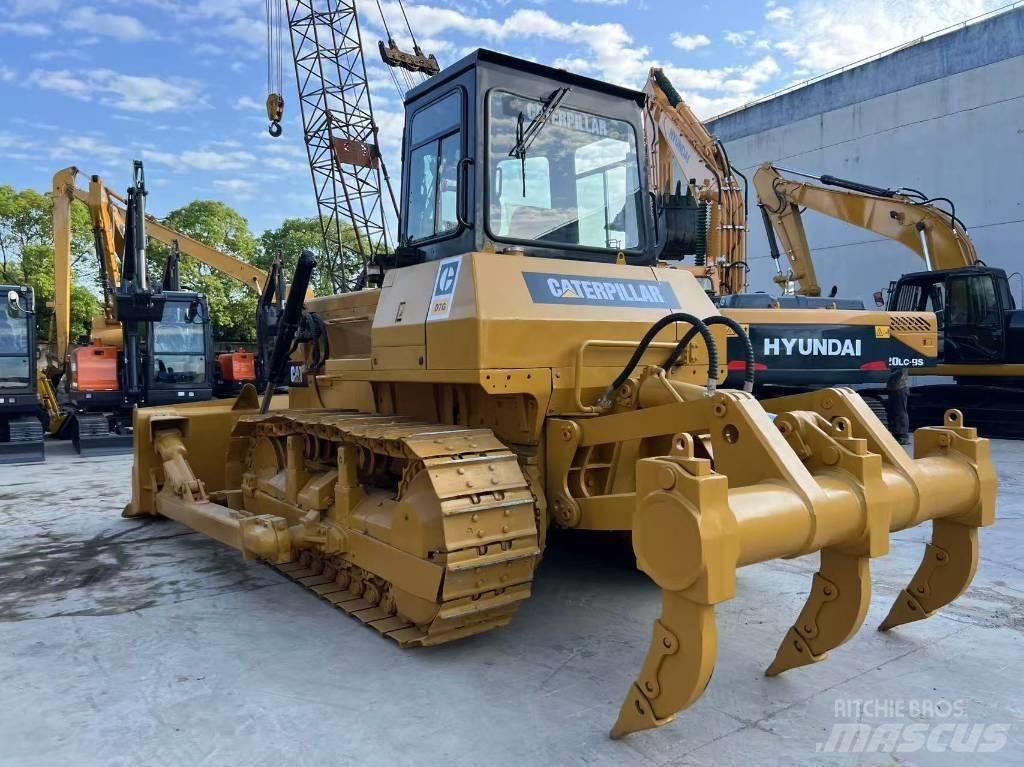 CAT D7G lánctalpas dózerek