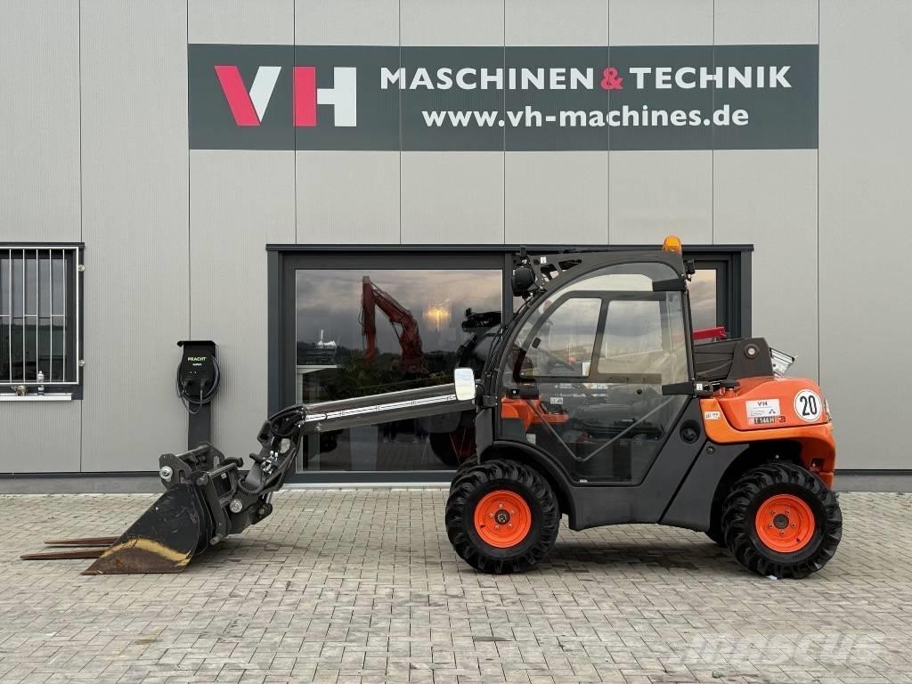 Ausa T 144 Teleszkópos rakodók