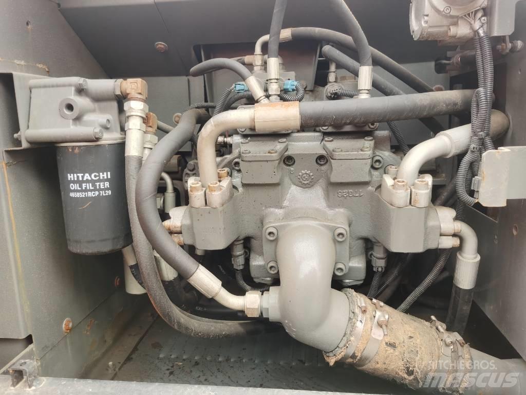 Hitachi ZX 200 Lánctalpas kotrók