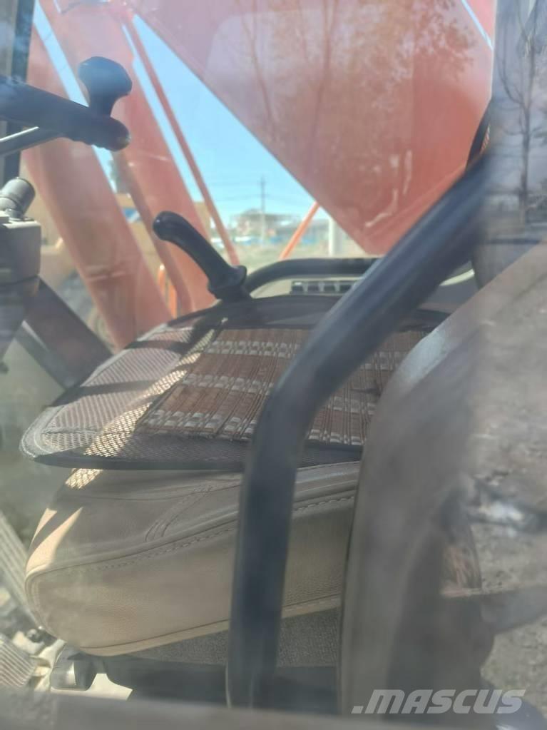 Doosan DH210W-7 Gumikerekes kotrók