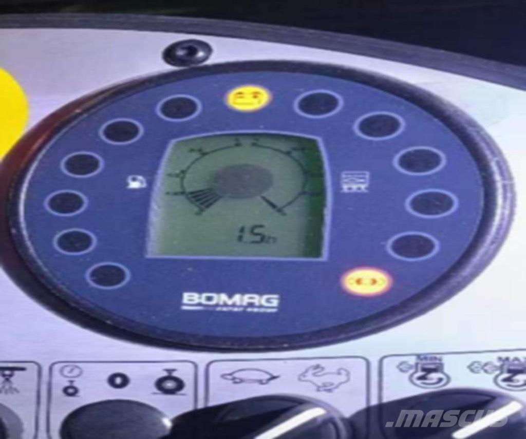 Bomag BW 161 AD-4 Ikerdobos hengerek