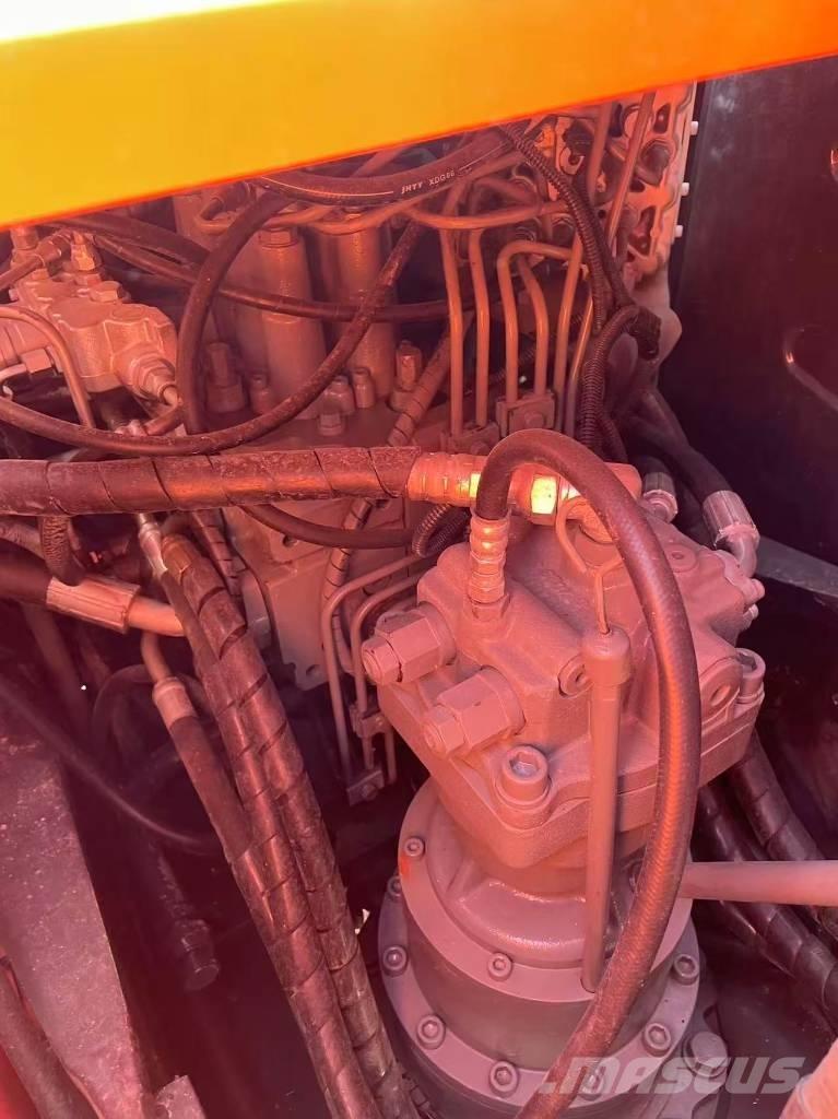 Hitachi ZX 120 Lánctalpas kotrók