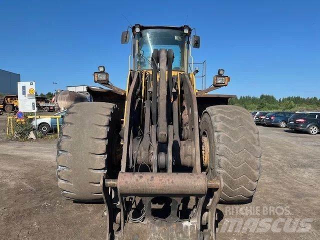 Volvo L220D Gumikerekes homlokrakodók