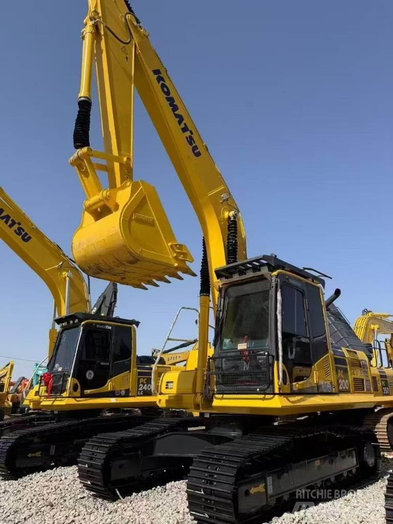 Komatsu 200-8 Lánctalpas kotrók