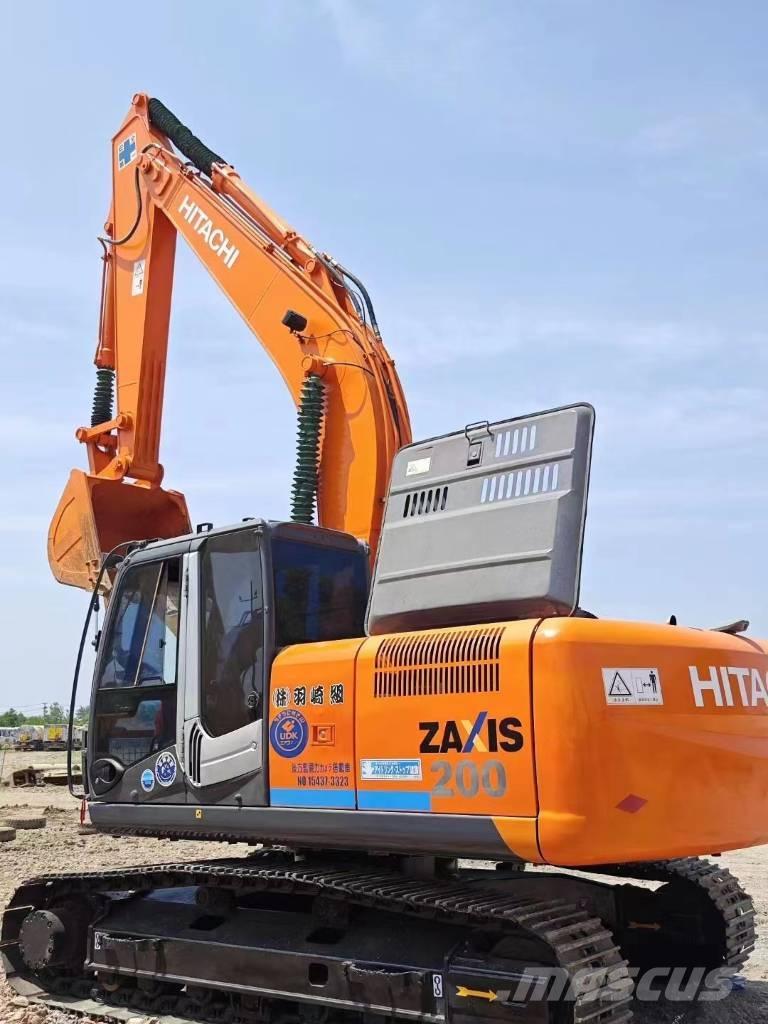 Hitachi ZX200 Lánctalpas kotrók
