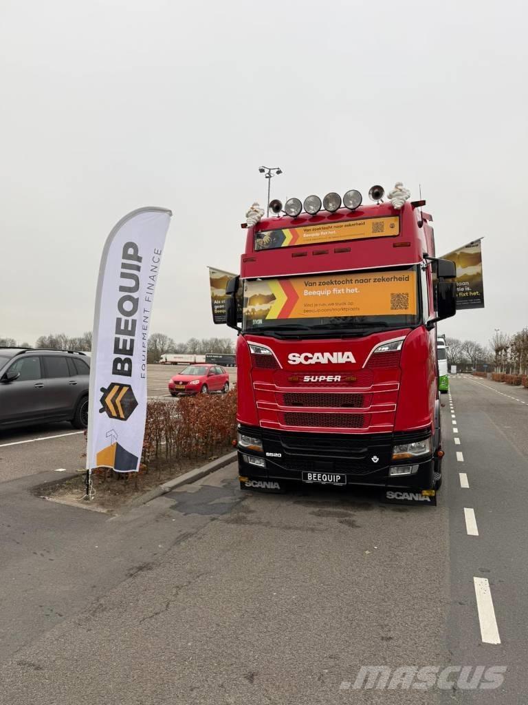 Scania S 520 V8 Nyergesvontatók