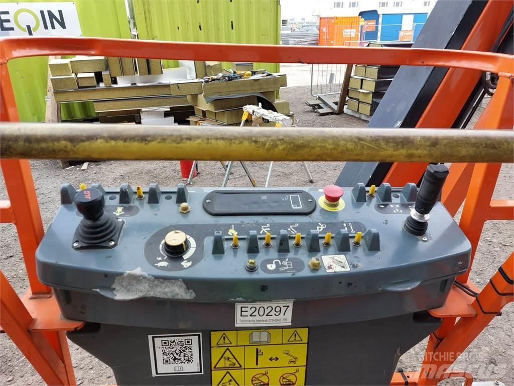 JLG H800AJ Karos emelők