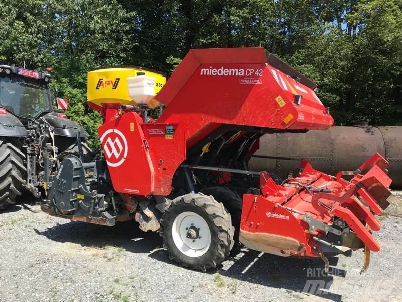 Miedema CP42 P 75H Burgonya ültetők