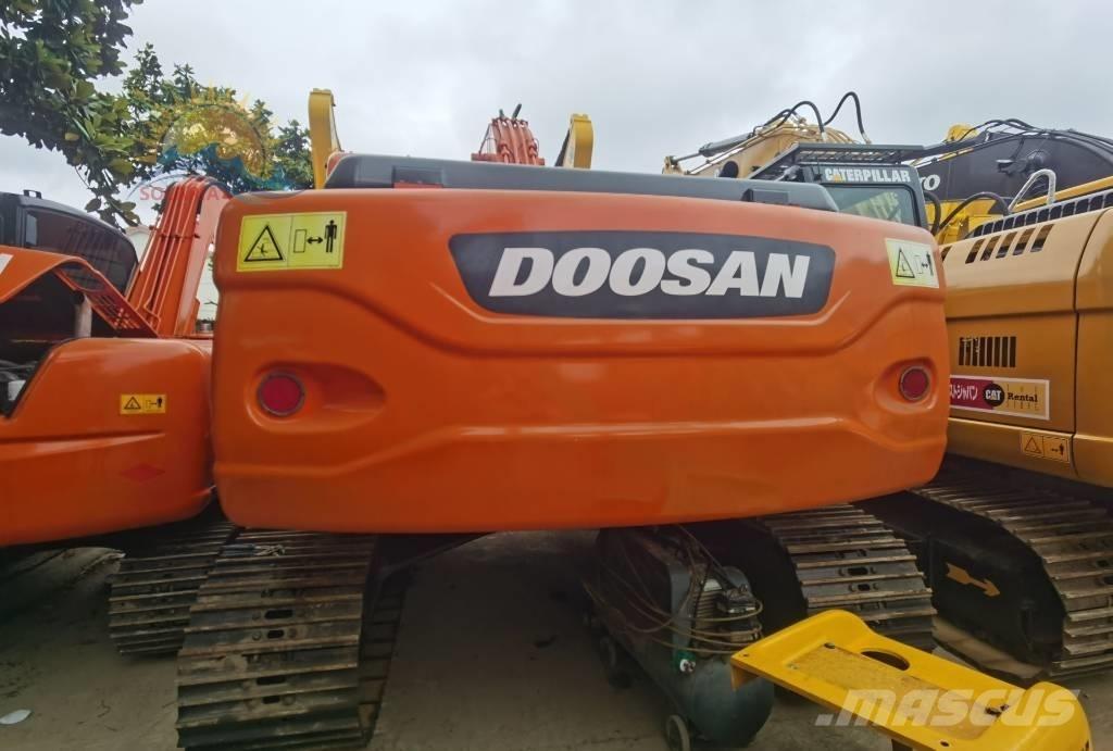 Doosan DX 225 LC Lánctalpas kotrók