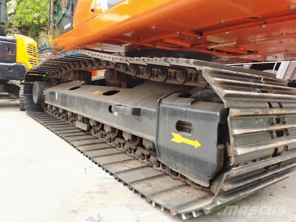 Doosan DX 225 LC Lánctalpas kotrók