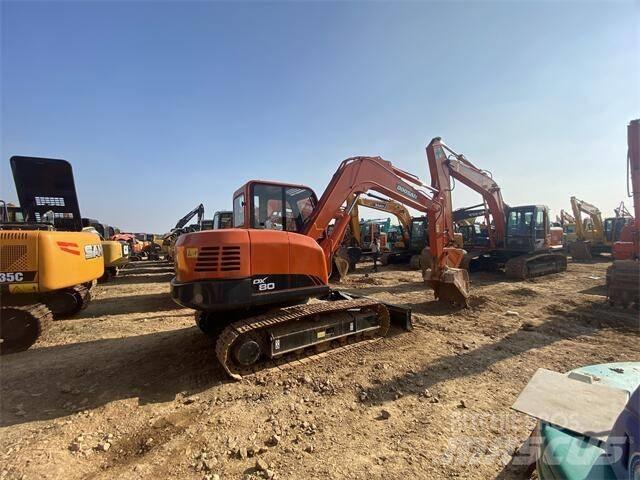 Doosan DX80 Mini kotrók < 7t