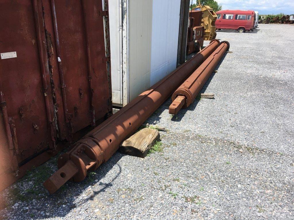 Soilmec KELLY BAR Cölöpfúró tartozékok és alkatrészek