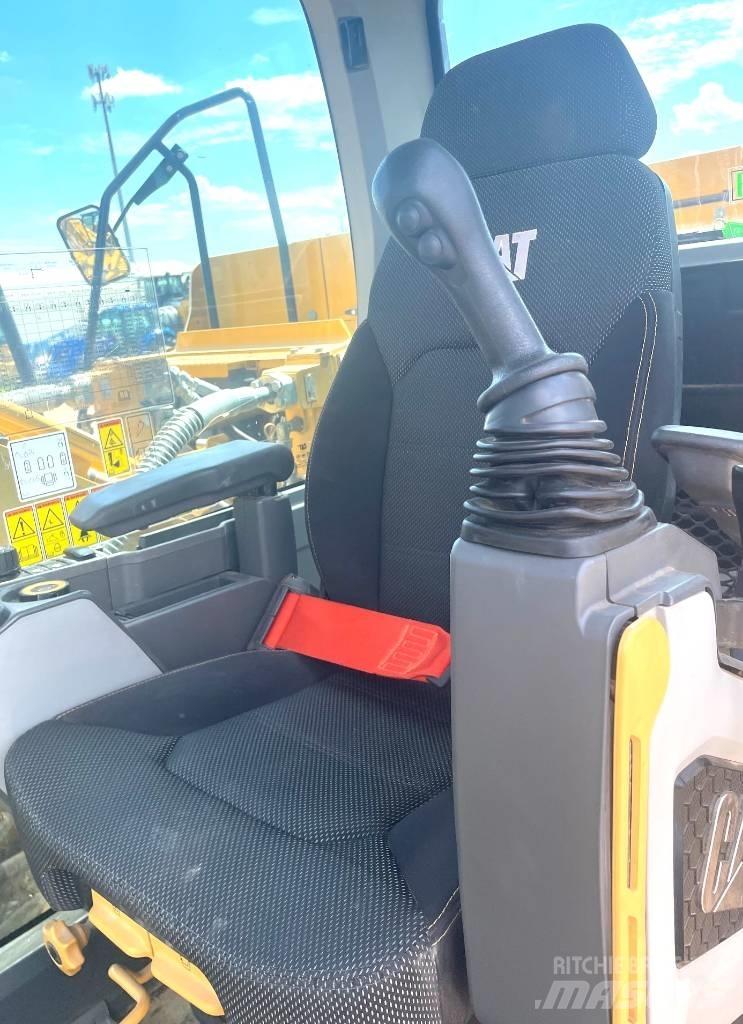 CAT 320 TC Lánctalpas kotrók