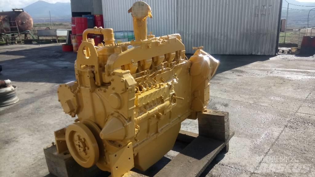 CAT 375 Motorok