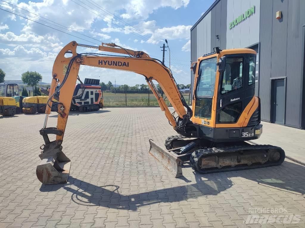Hyundai 35Z-9 Mini kotrók < 7t