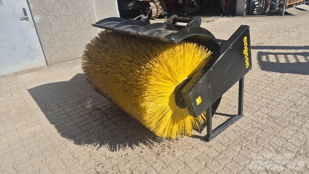 Engcon sweeper Úttakarító gépek