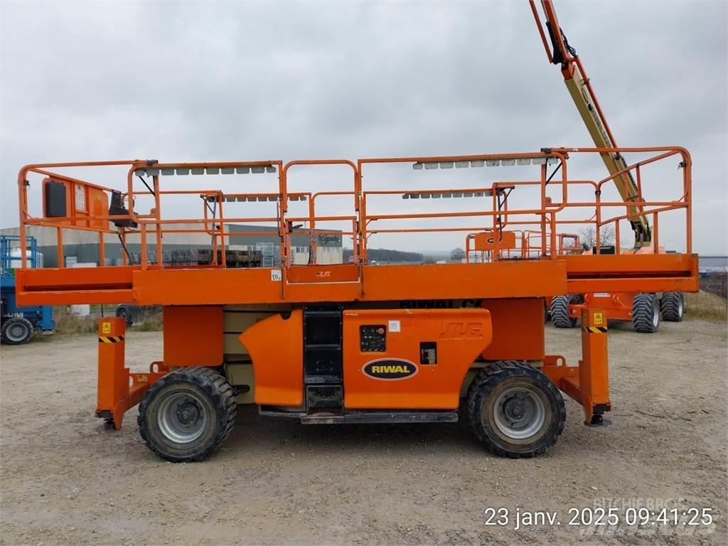 JLG 3394RT Ollós emelők