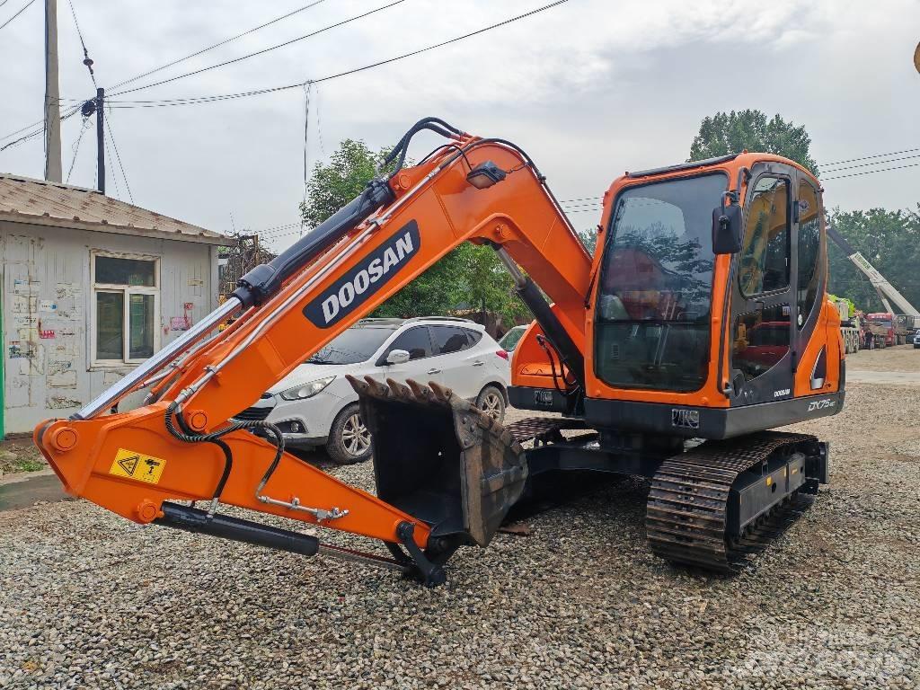 Doosan DX 75-9 C Mini kotrók < 7t