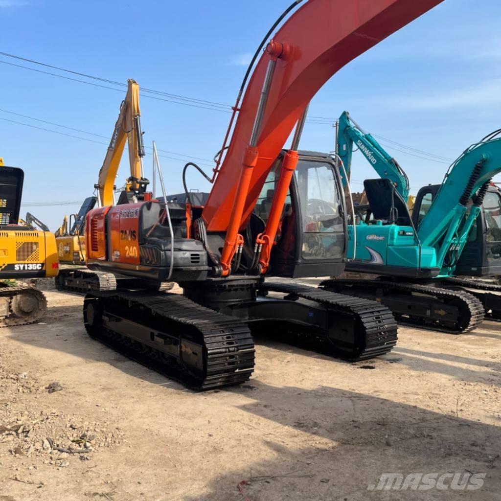 Hitachi ZX 240 Lánctalpas kotrók