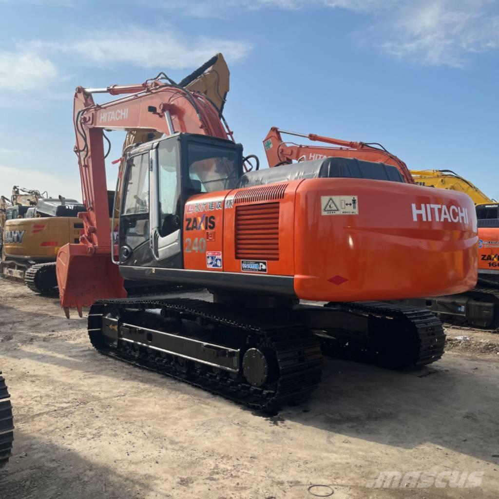 Hitachi ZX 240 Lánctalpas kotrók