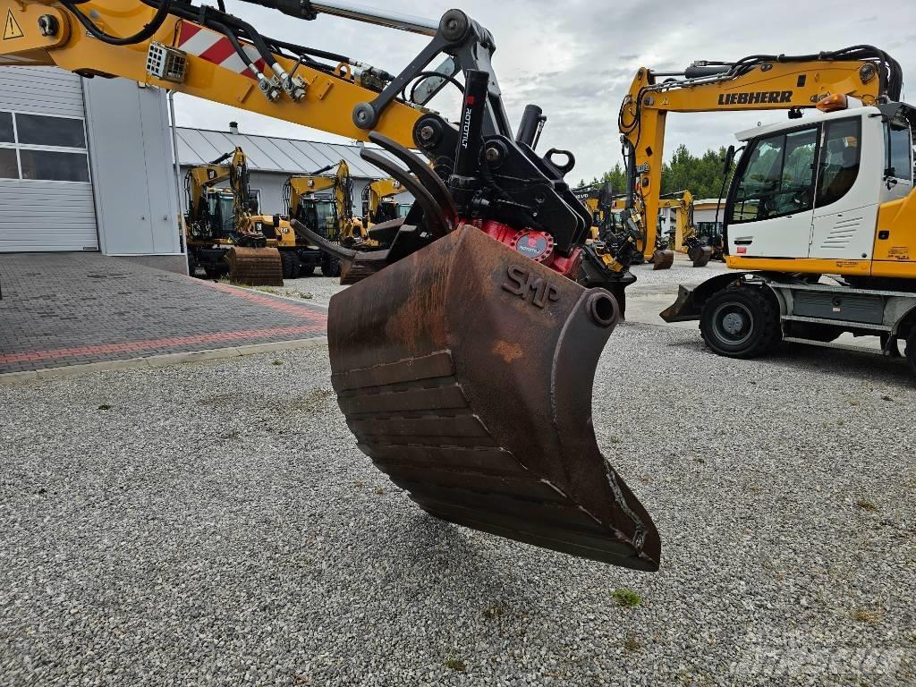 Liebherr A 916 Gumikerekes kotrók