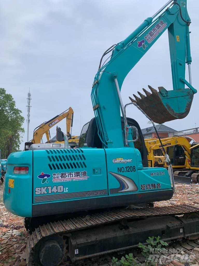 Kobelco SK 140 Közepes (midi) kotrók 7 t - 12 t