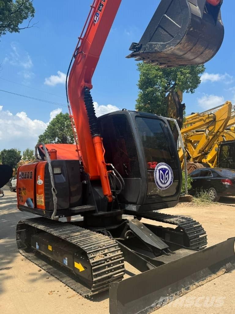 Hitachi ZX 70 Lánctalpas kotrók