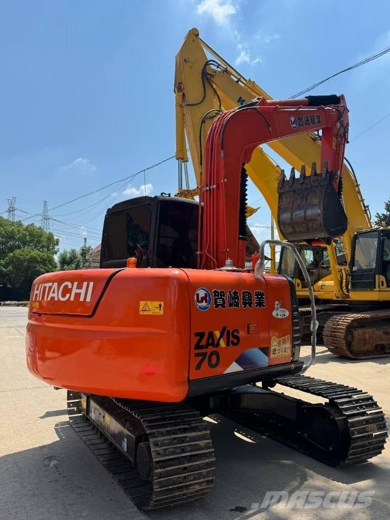 Hitachi ZX 70 Lánctalpas kotrók