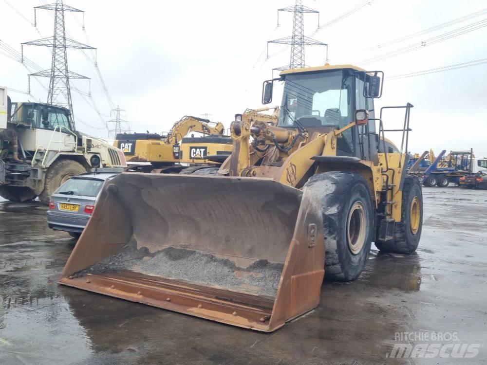 CAT 966 G Gumikerekes homlokrakodók