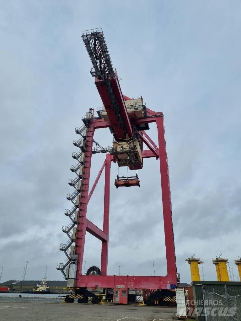 Konecranes STS Kikötői daruk