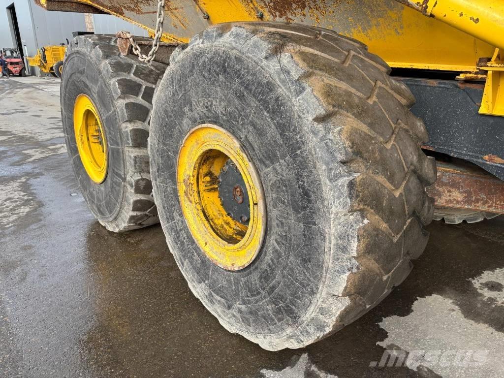 Komatsu HM 400-5 Csuklósdömperek