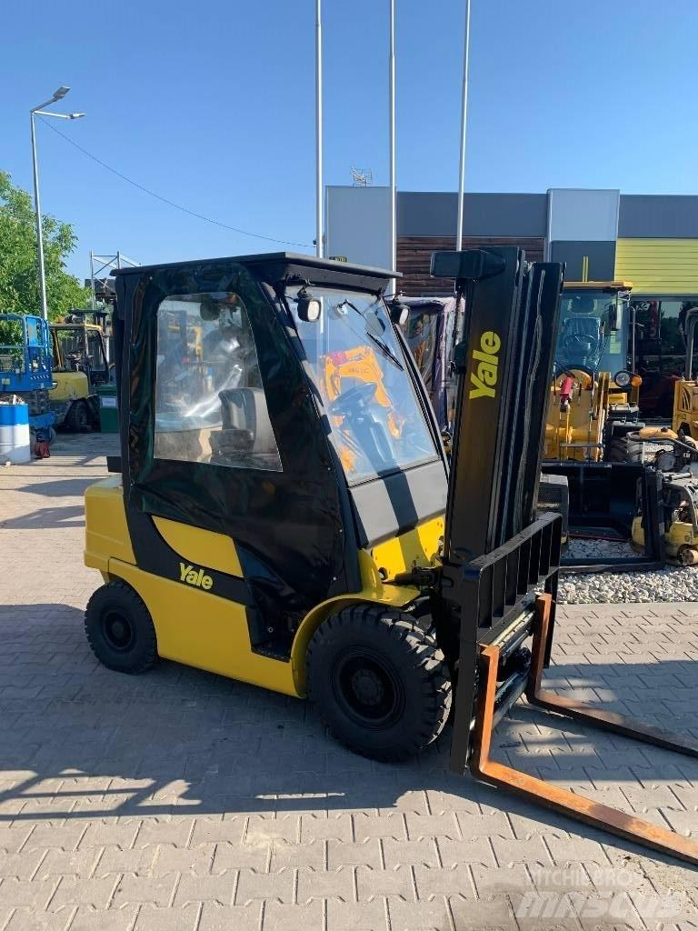 Yale GLP25VX Gázüzemű targoncák