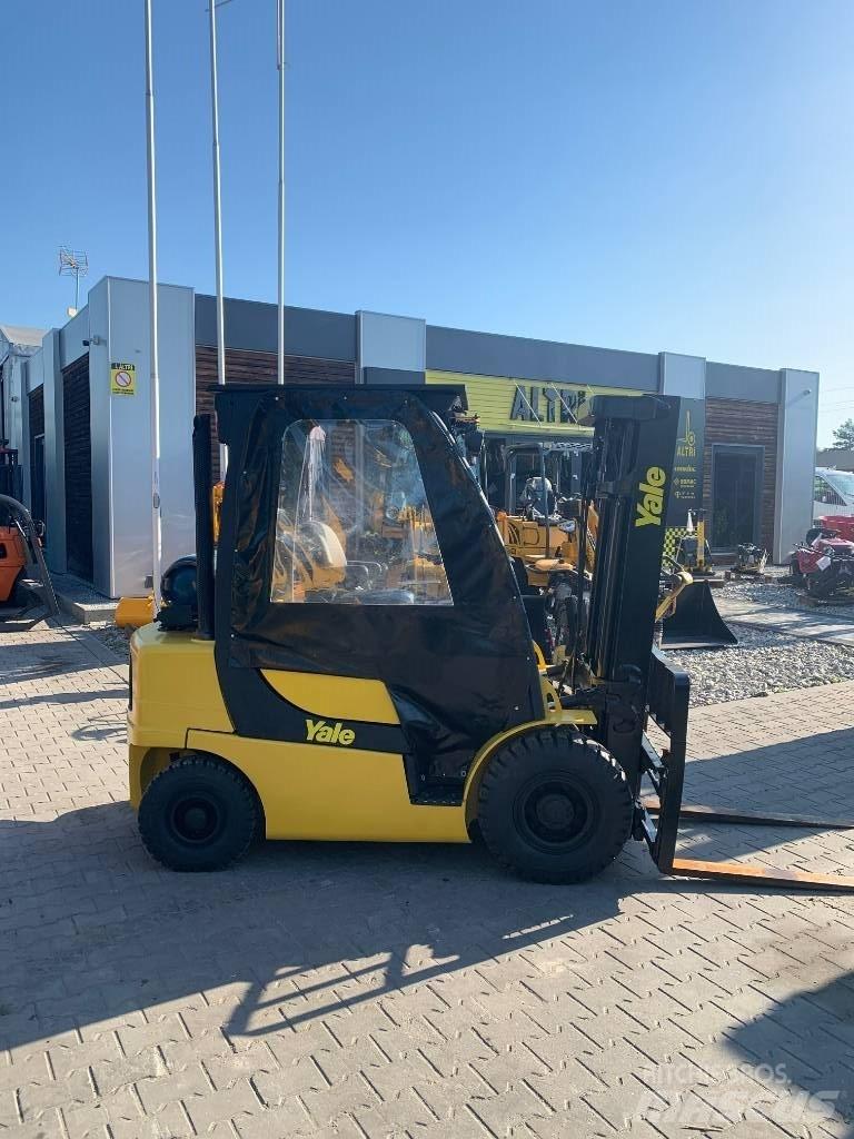 Yale GLP25VX Gázüzemű targoncák