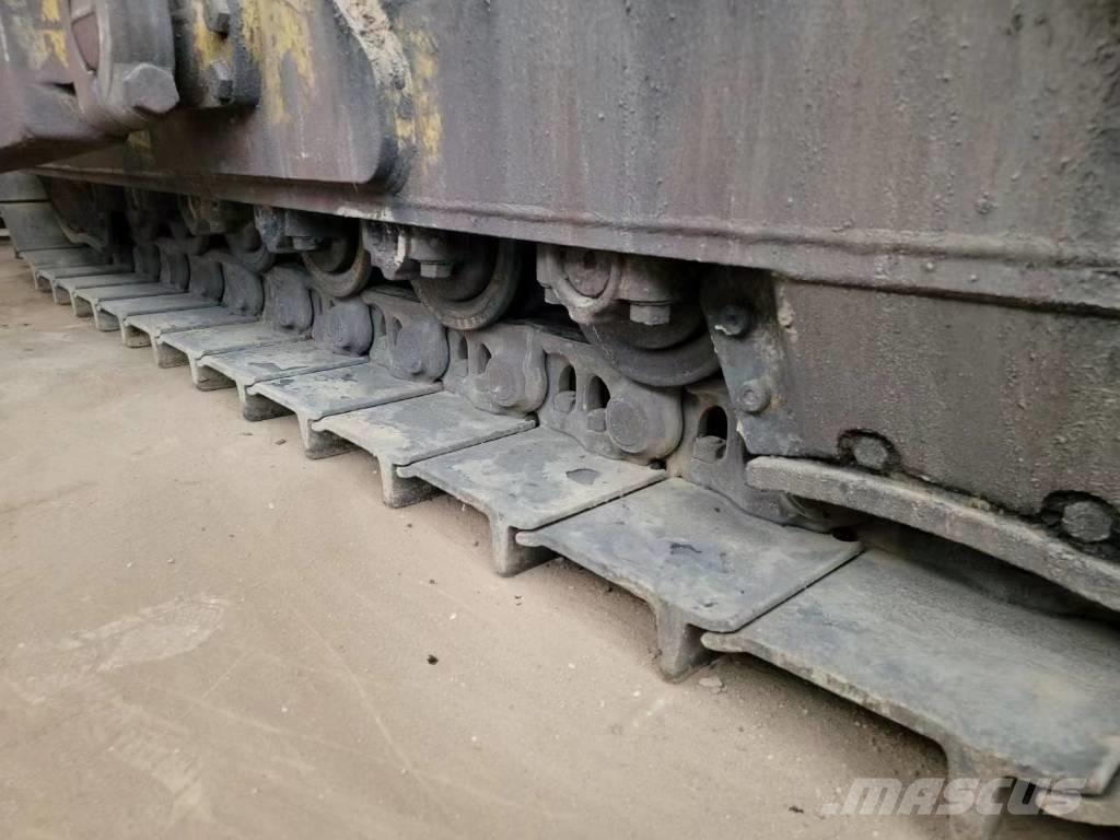 CAT D7G2 lánctalpas dózerek