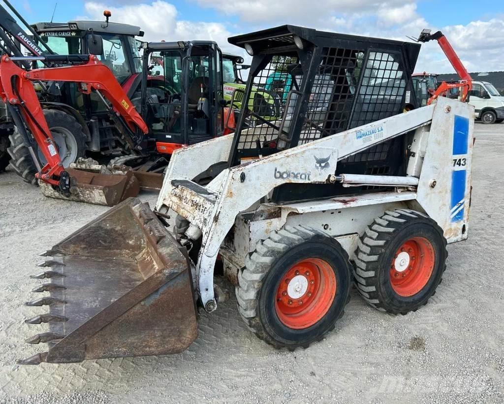 Bobcat 743 Kompaktrakodók