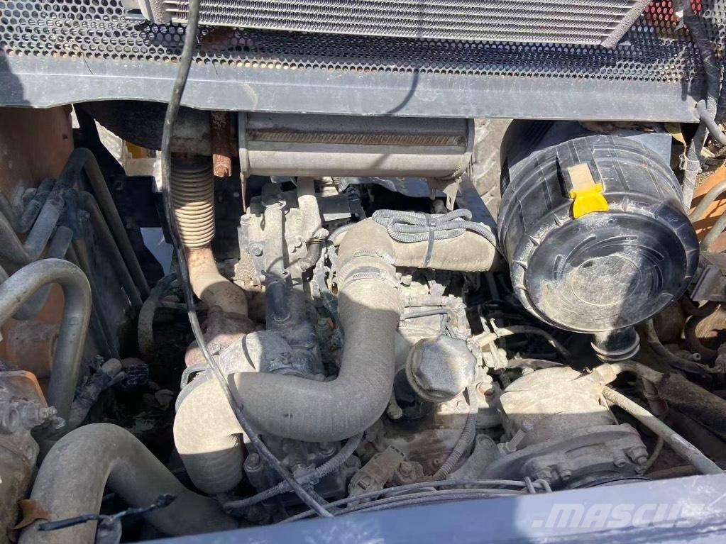 CASE SR 200 Kompaktrakodók