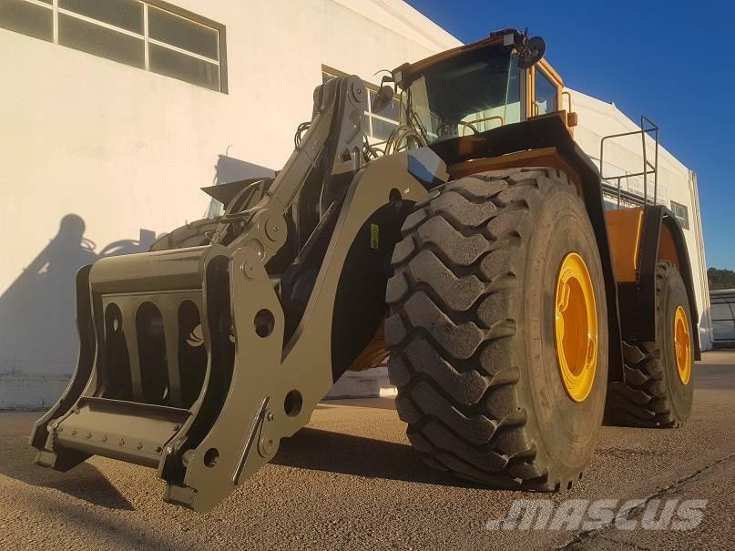 Volvo L220E Gumikerekes homlokrakodók