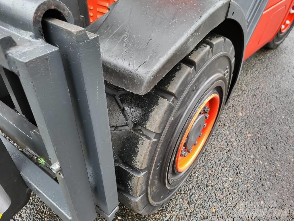 Linde H 30 T Gázüzemű targoncák