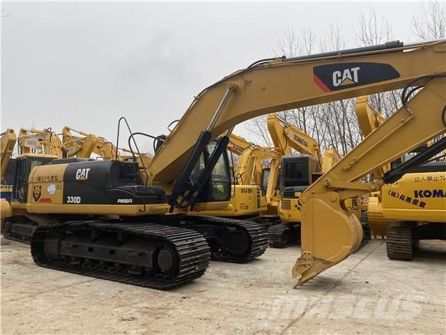 CAT 330 D L Lánctalpas kotrók