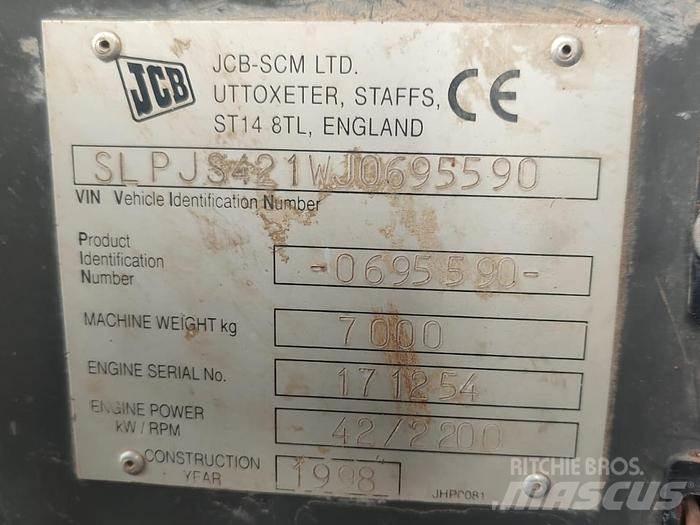 JCB JS70 Közepes (midi) kotrók 7 t - 12 t