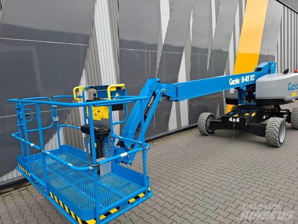 Genie S-45XC Teleszkópos emelők