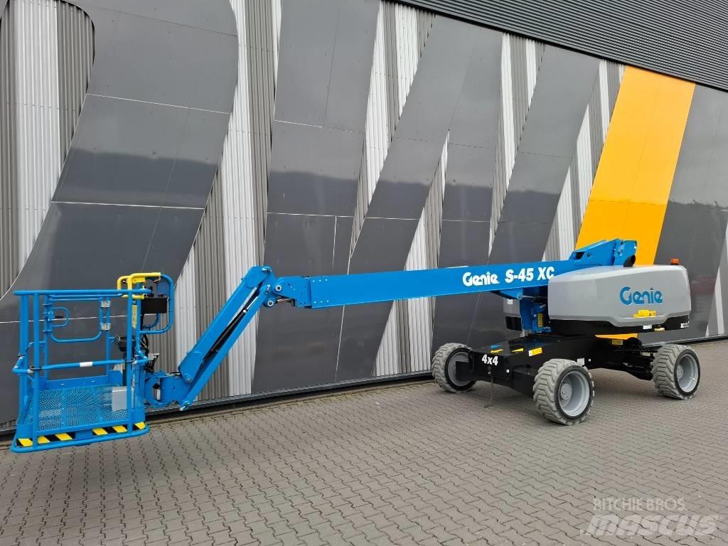 Genie S-45XC Teleszkópos emelők