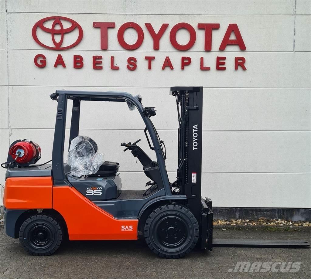 Toyota 02-8FGJF35 Gázüzemű targoncák