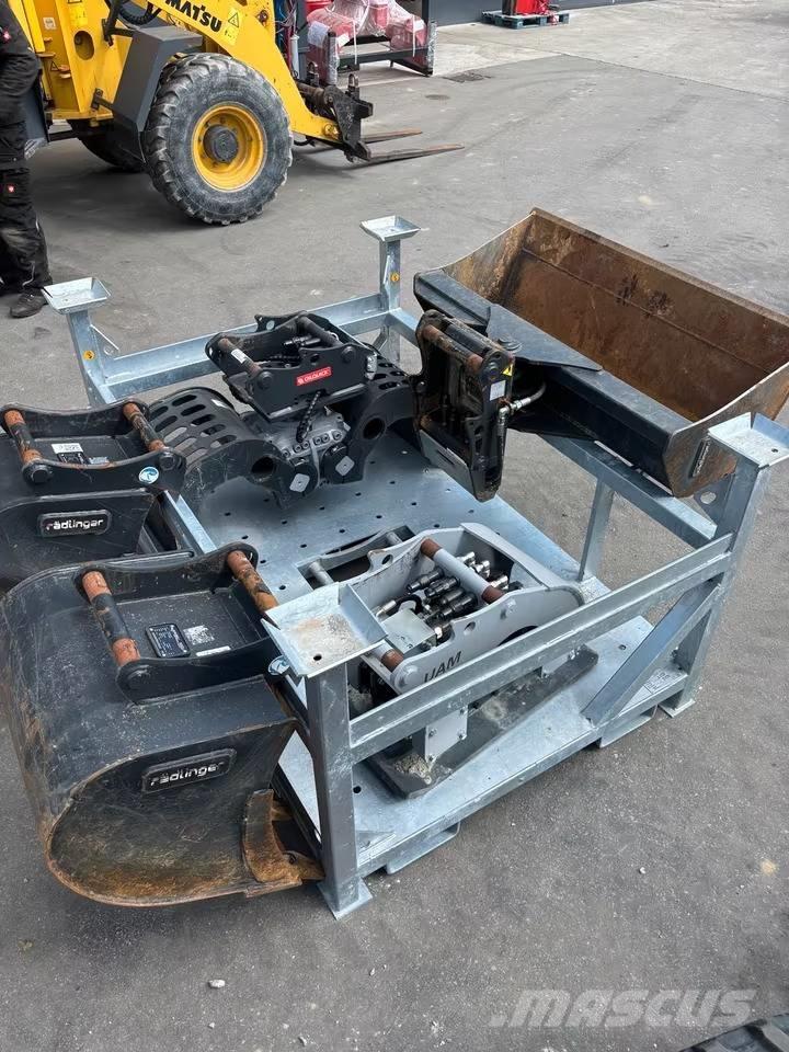 Hitachi ZX38U P-Line Mini kotrók < 7t
