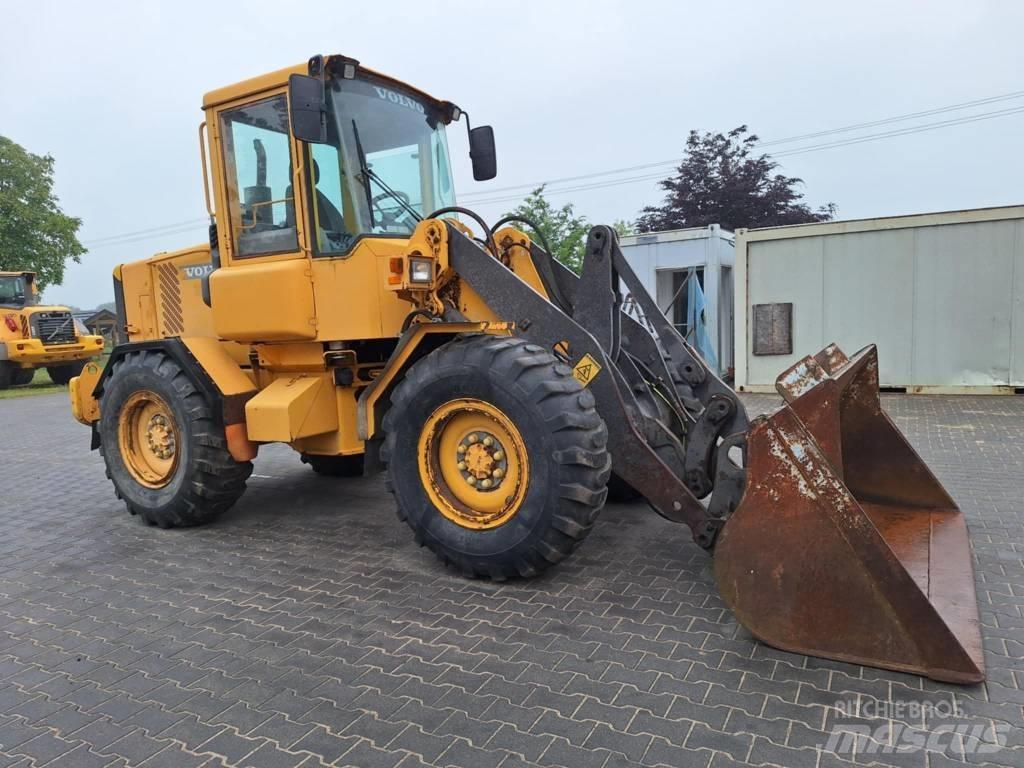 Volvo L 50 D Gumikerekes homlokrakodók