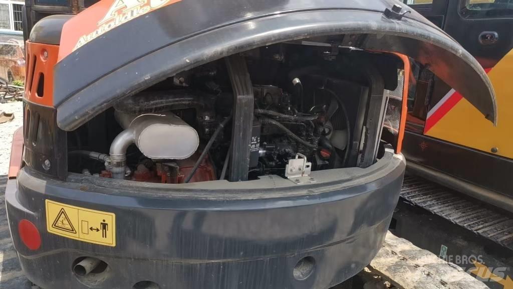 Kubota KX 155 Lánctalpas kotrók