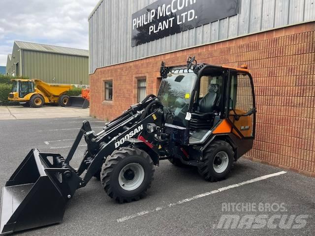 Doosan DL65 Mini homlokrakodók