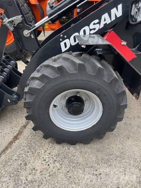 Doosan DL65 Mini homlokrakodók