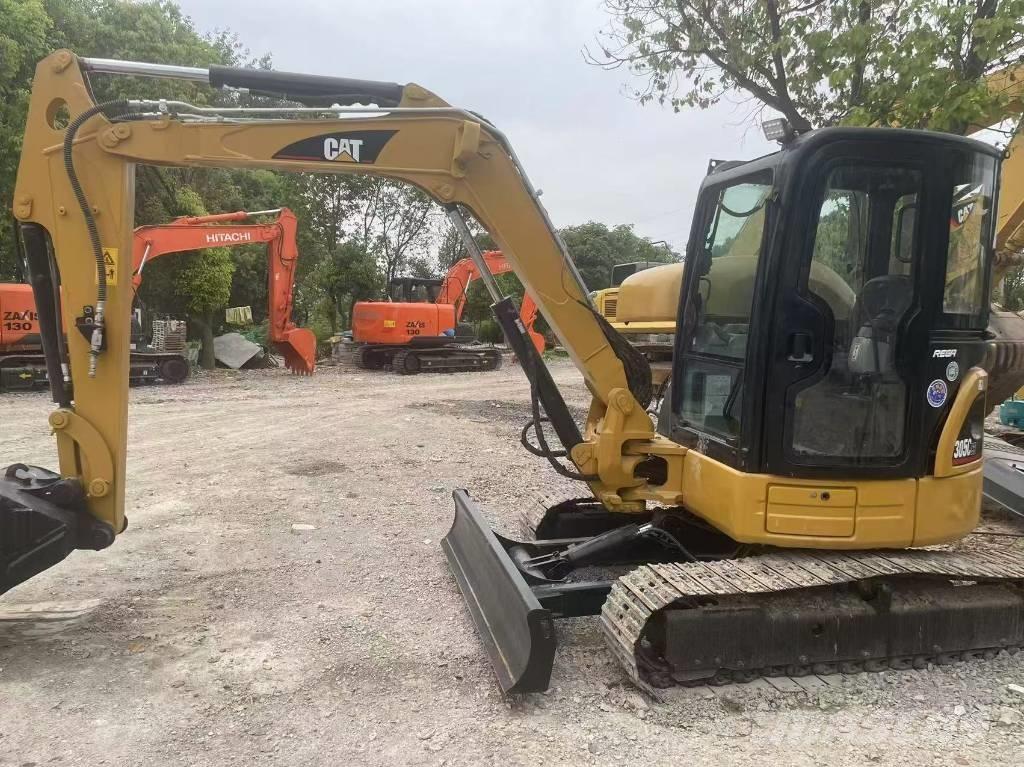 CAT 305 C CR Mini kotrók < 7t
