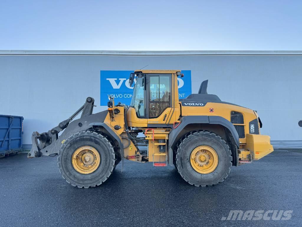 Volvo L 120 H Gumikerekes homlokrakodók
